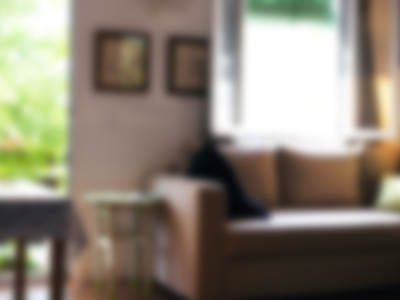 ΜΙΚΡΟΣ ΑΓΡΟΣ